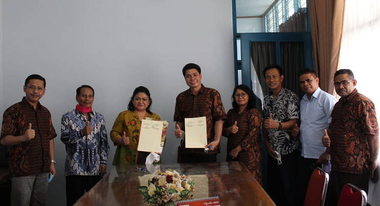 Penandatanganan MoU Kerjasama antara Kampus STT INTIM Makassar dengan STT Jaffray Makassar 